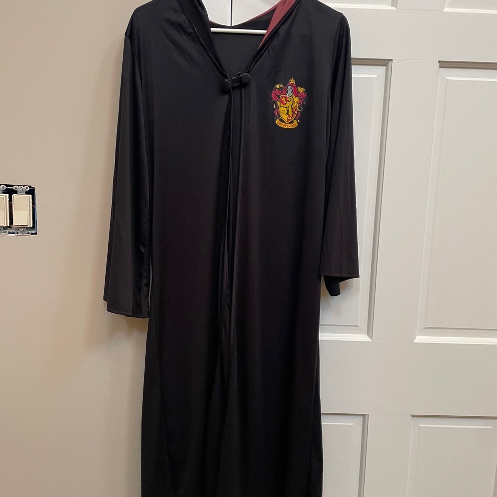 Harry Potter Gryffindor Robe and Scarf
